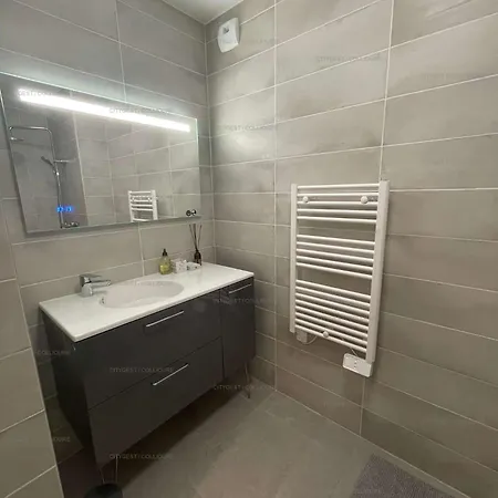 4terimp-a02 T3 Neuf Avec Terrasse Climatisation Parking * Collioure